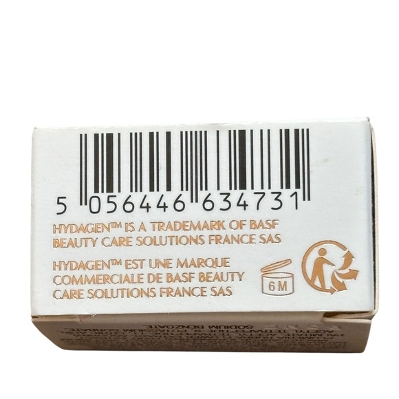 Charlotte Tilbury Magic Water Cream Gel Moisturizer Mini 7ml - Picture 5 of 7